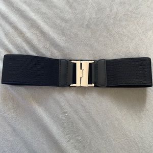 Black and silver elastic belt